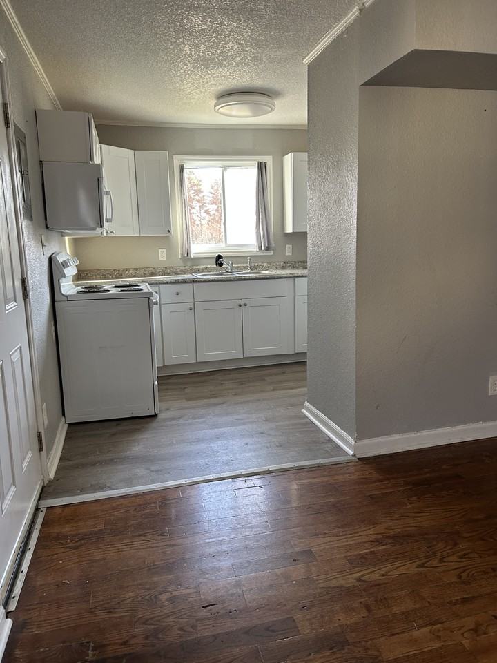 178 Hillside Rd #178 - Photo 5 of 8