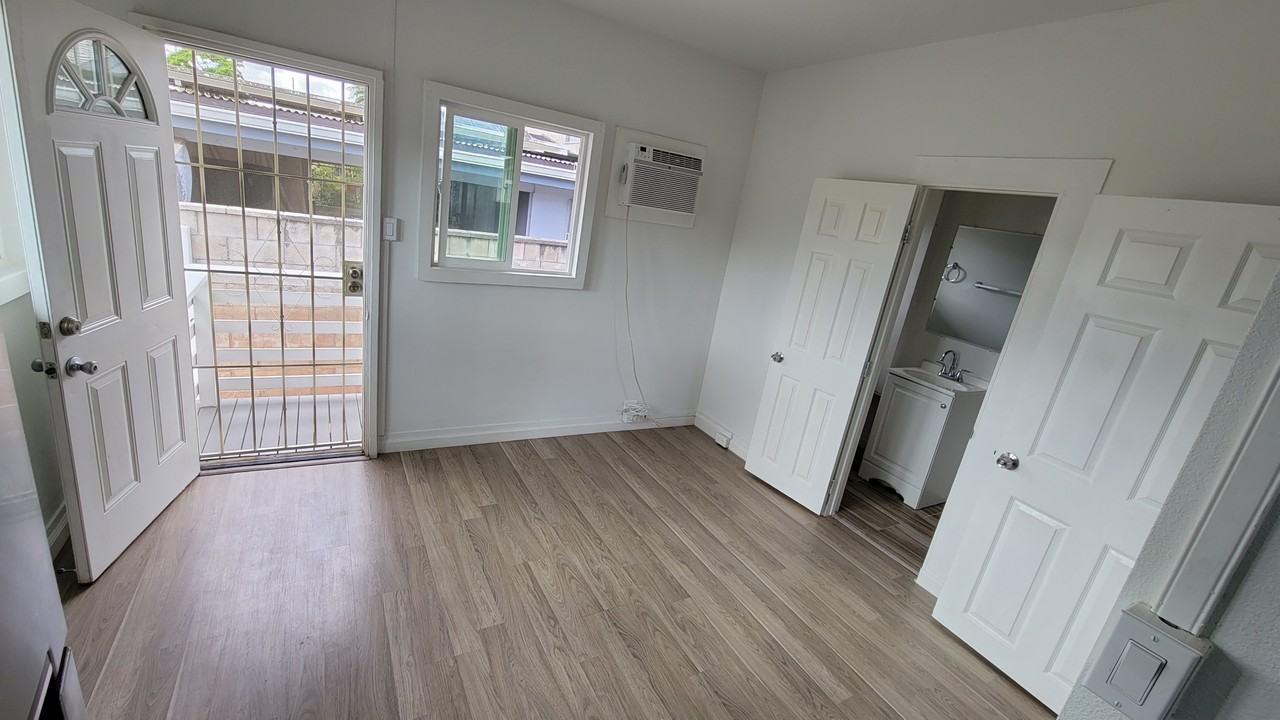 208 Kuahiwi Ave #4 - Photo 4 of 14