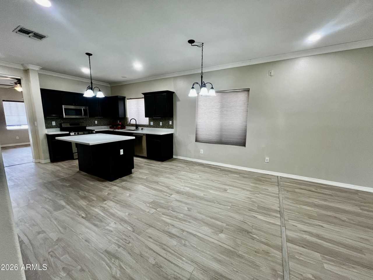 1227 S Kendra St - Photo 3 of 19