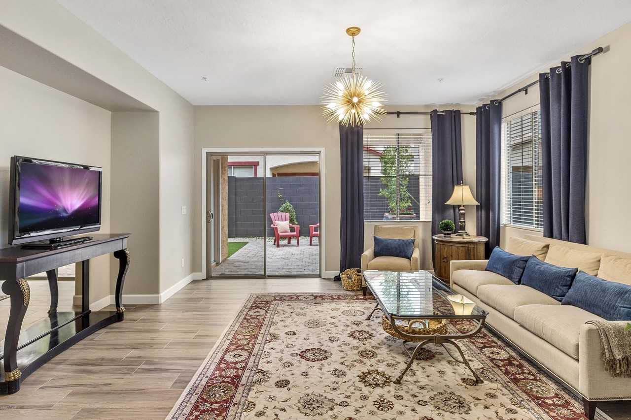 3854 E Flower St - Photo 3 of 20