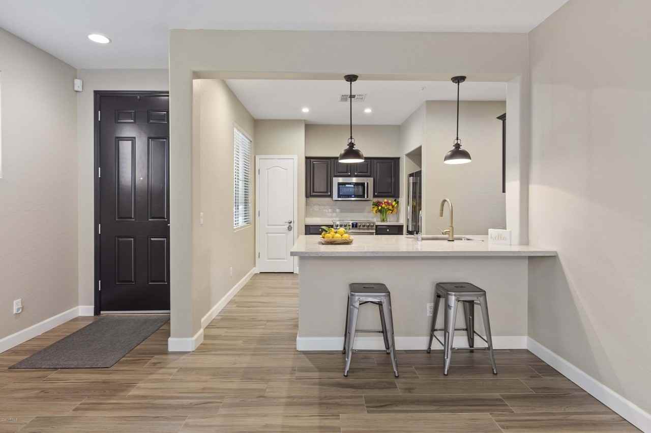 3854 E Flower St - Photo 5 of 20