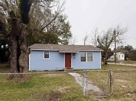 featured image of 2121 Western Ave