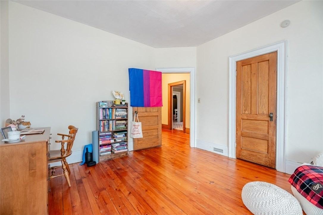 7 Arlington St - Photo 6 of 21