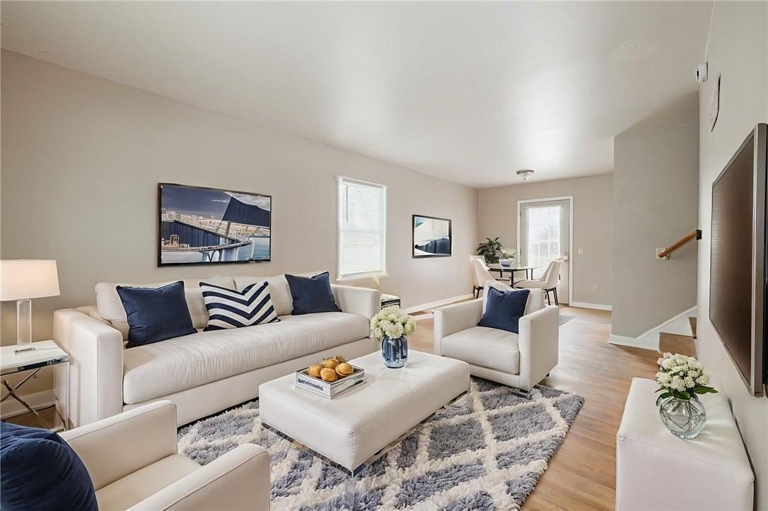 131 Edgemont Rd - Photo 3 of 12