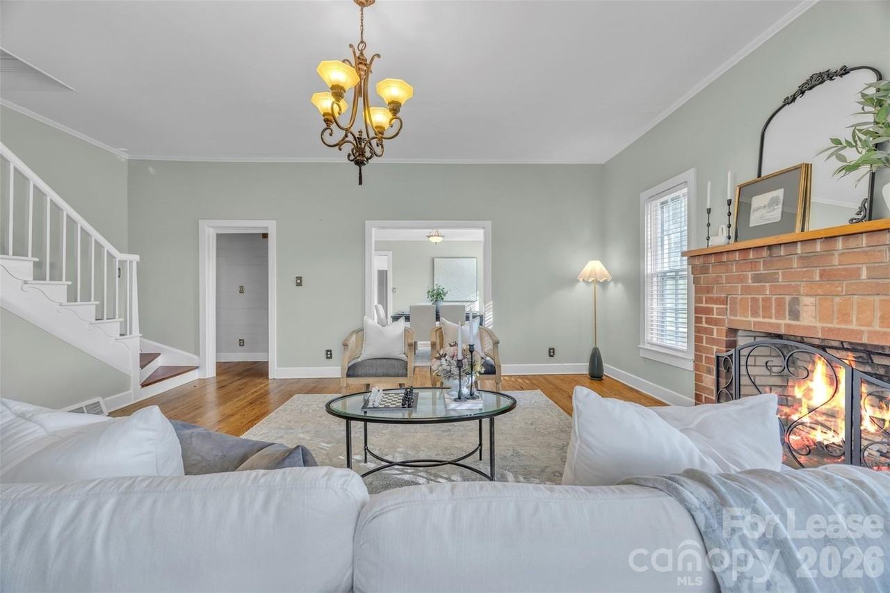 462 Mock Mill Rd - Photo 7 of 48