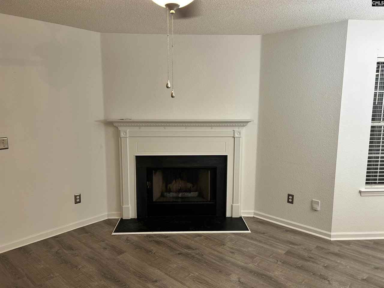 102 Freestone Dr - Photo 7 of 50