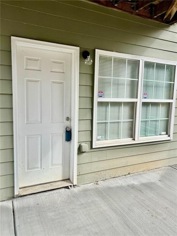 4001 Oak Field Dr - Photo 2 of 9