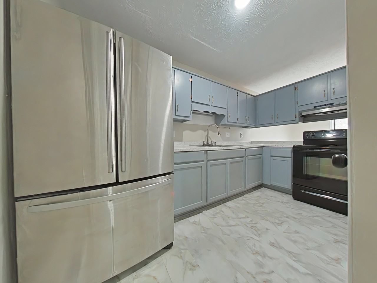 6449 Kelmscot Ct #1 - Photo 6 of 25