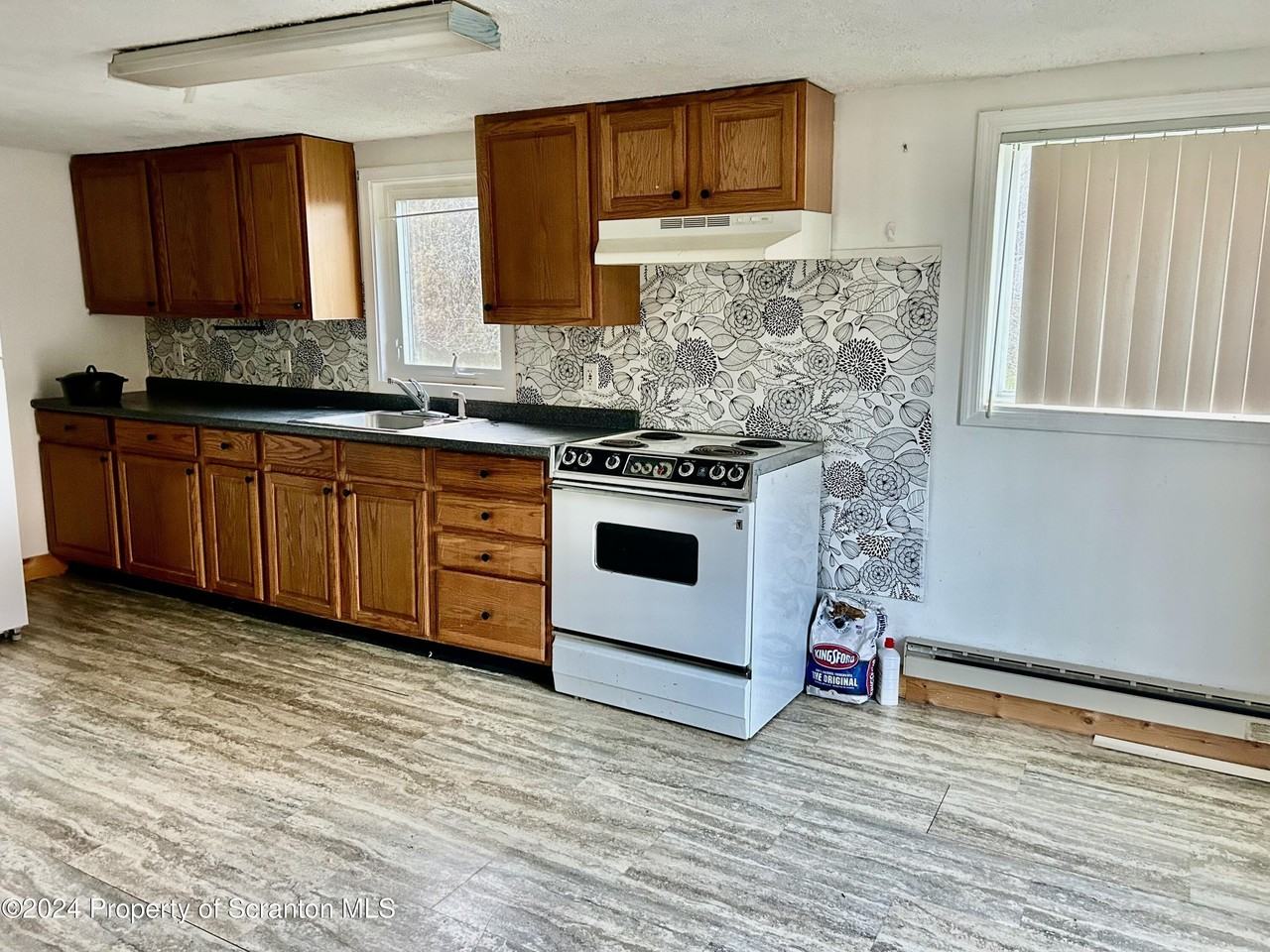 1815 Melrose Rd - Photo 3 of 19