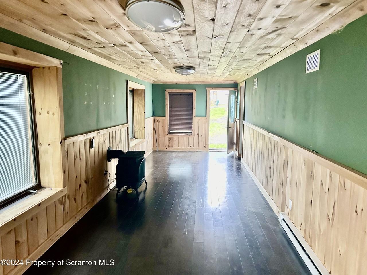 1815 Melrose Rd - Photo 6 of 19