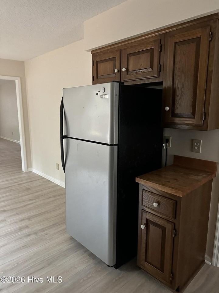 1624 E Indiana Ave Apt 10 #10 - Photo 7 of 16