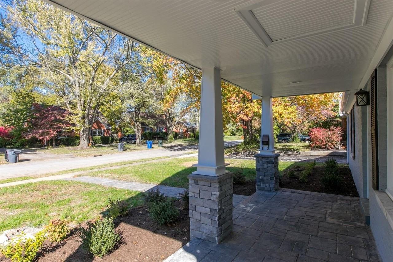 564 Claymont Dr - Photo 6 of 50