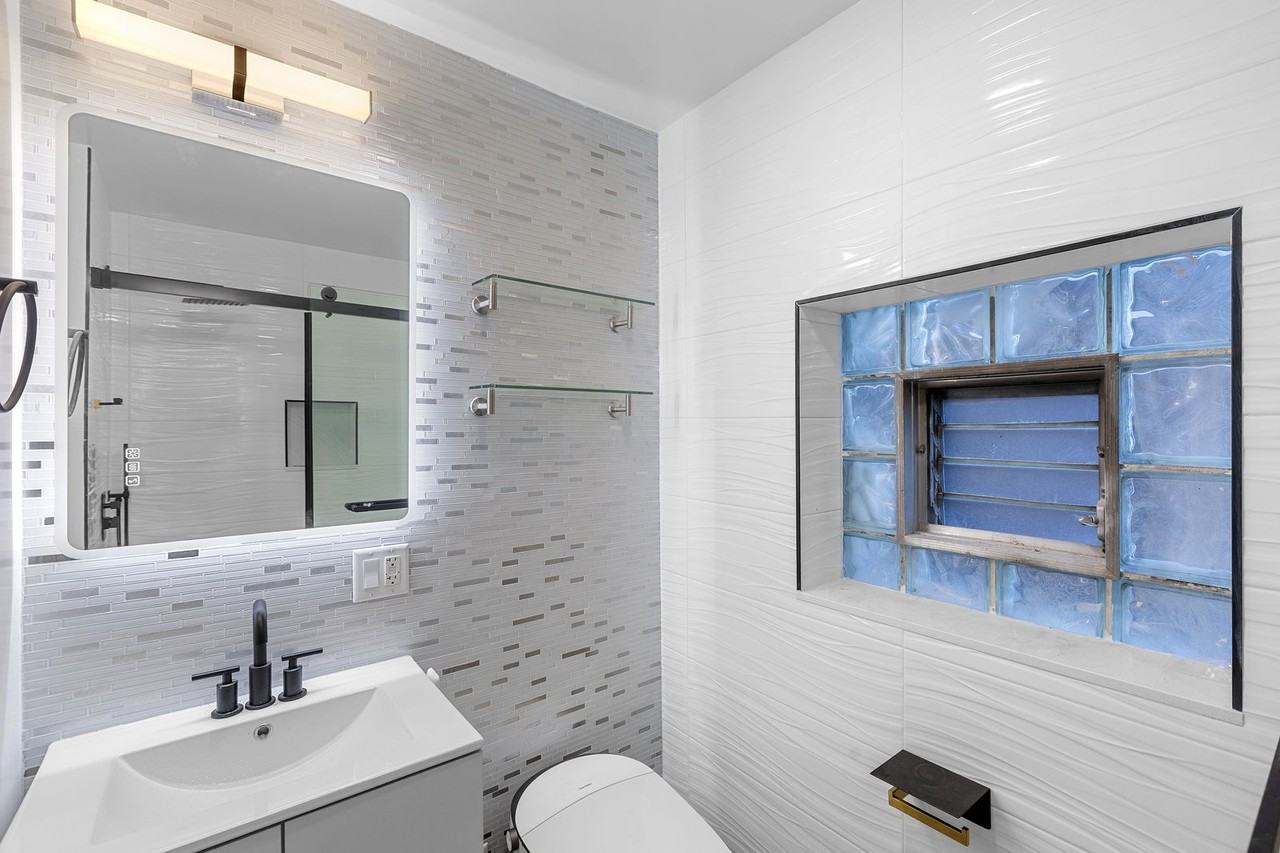 1335 Marengo Ave #1 - Photo 6 of 8