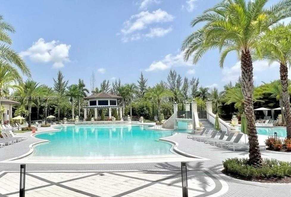 8860 Nw 103rd Ave #8860 - Photo 2 of 37