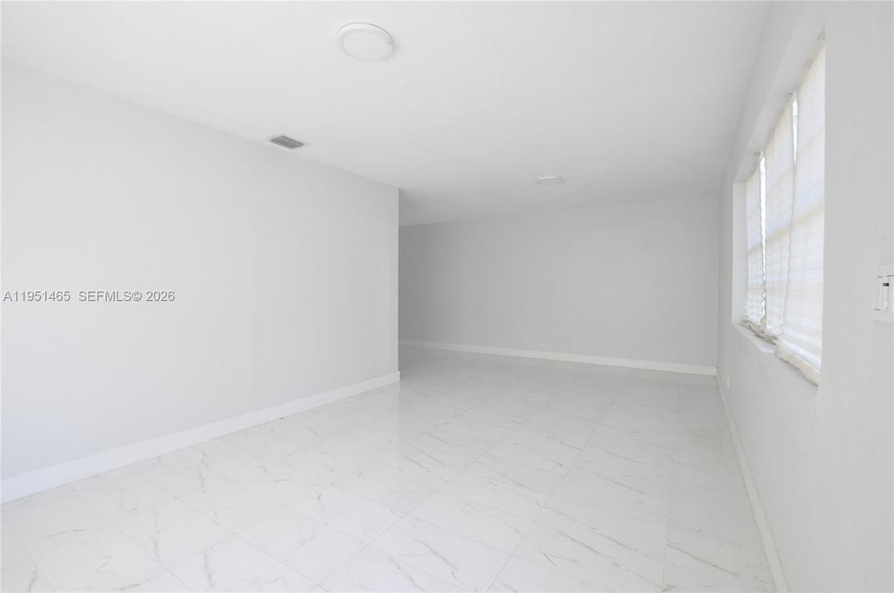 10504 Sw 77th Ct #10504 - Photo 5 of 16