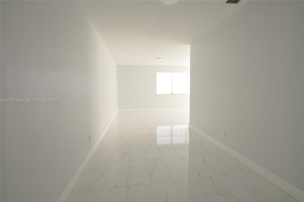 10504 Sw 77th Ct #10504 - Photo 6 of 16