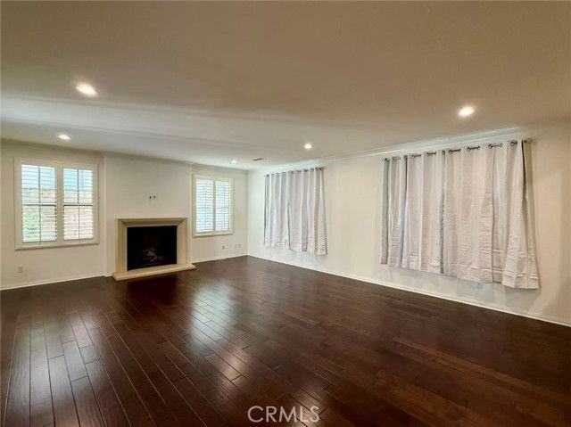 310 Bronze - Photo 6 of 8