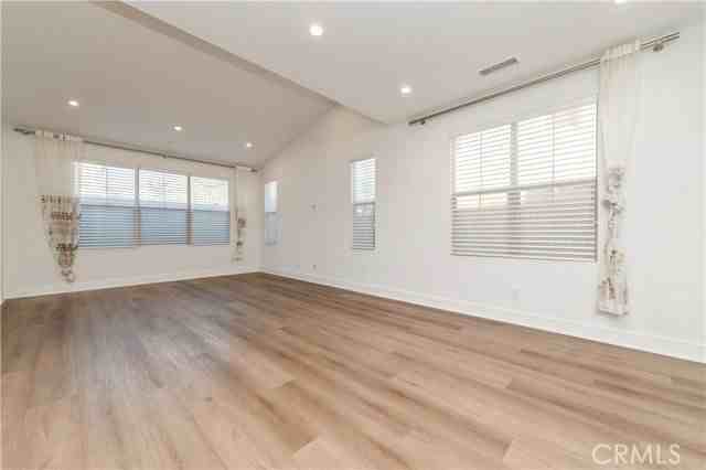 116 Imagination Trl - Photo 2 of 8