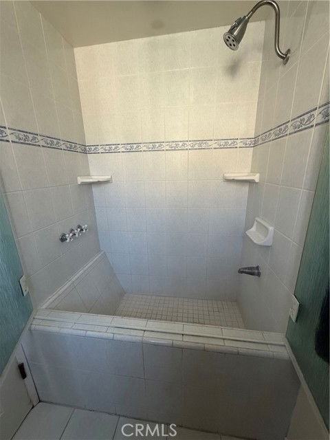 17932 Bluegate Ln - Photo 4 of 8