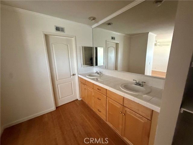 17932 Bluegate Ln - Photo 5 of 8