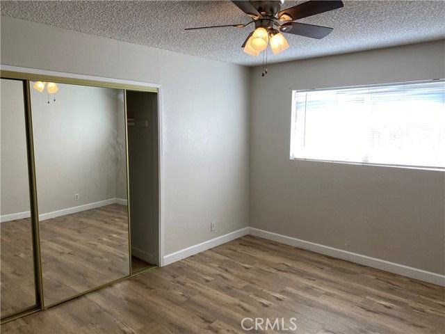 209 E Wilson Ave - Photo 2 of 8