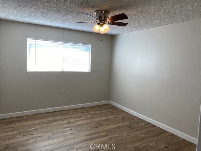 209 E Wilson Ave - Photo 3 of 8