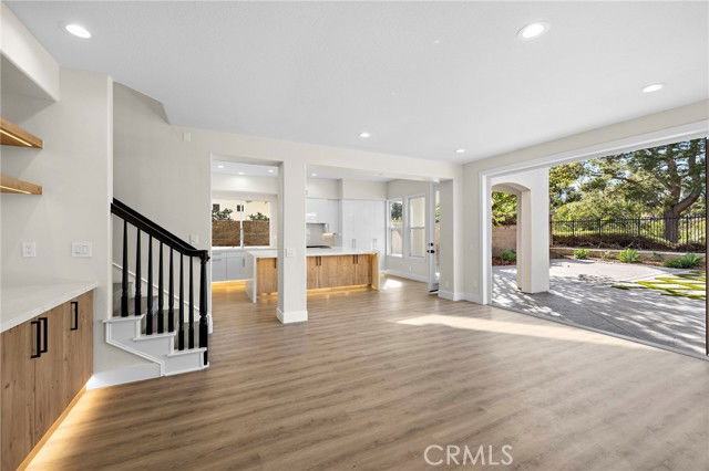 21 Sea Ter - Photo 3 of 8