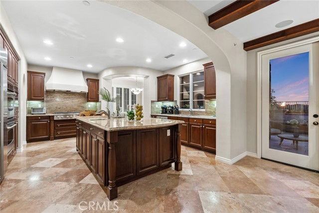 33 Tall Hedge - Photo 6 of 8