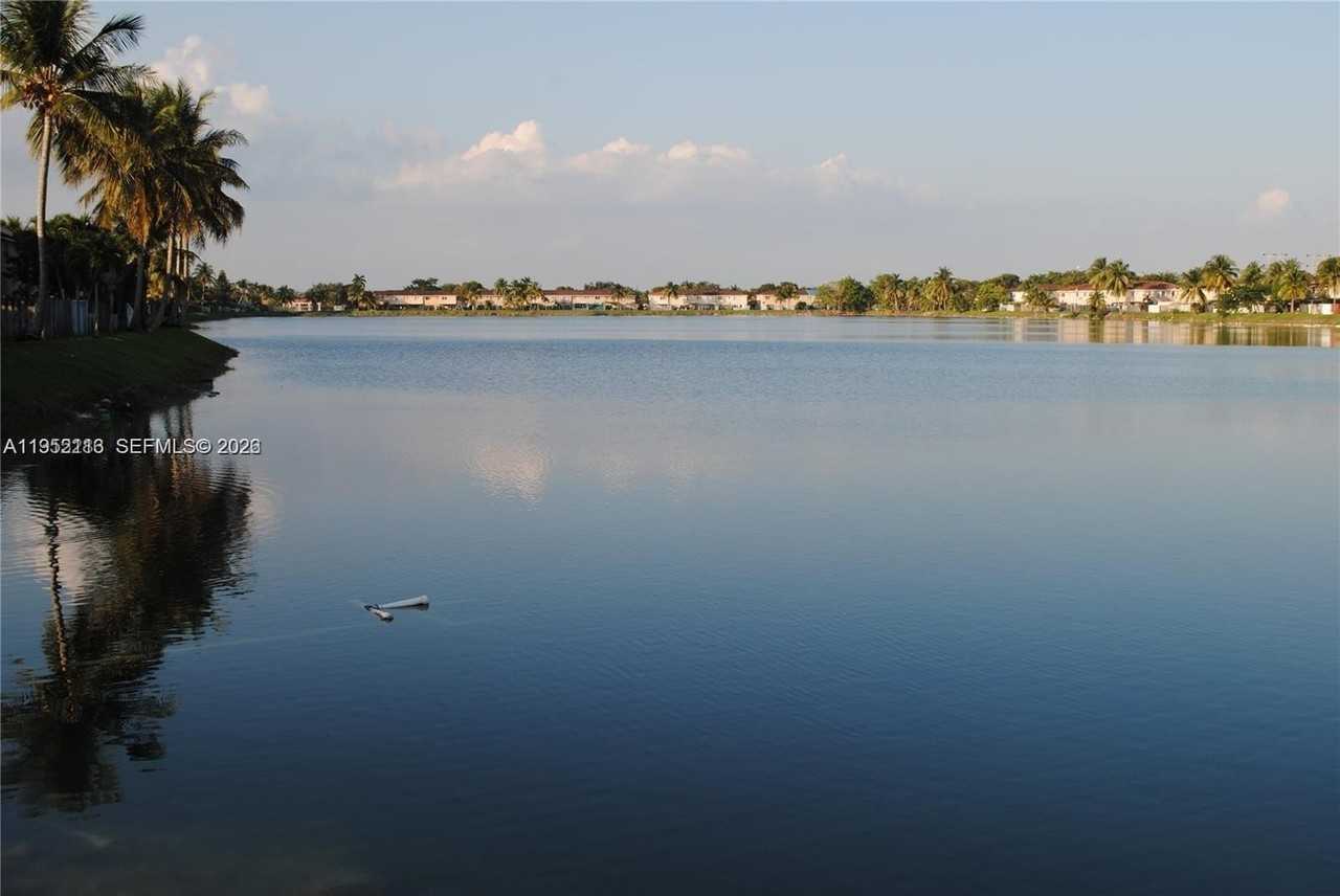 14108 Sw 179th St #14108 - Photo 3 of 19