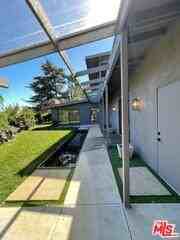 15434 Mulholland Dr - Photo 5 of 8