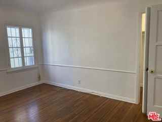 1045 S Crescent Heights Blvd - Photo 2 of 8