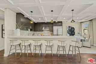 1825 Pandora Ave #201 - Photo 5 of 8