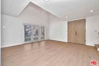 843 4th St #103 - Photo 5 of 8