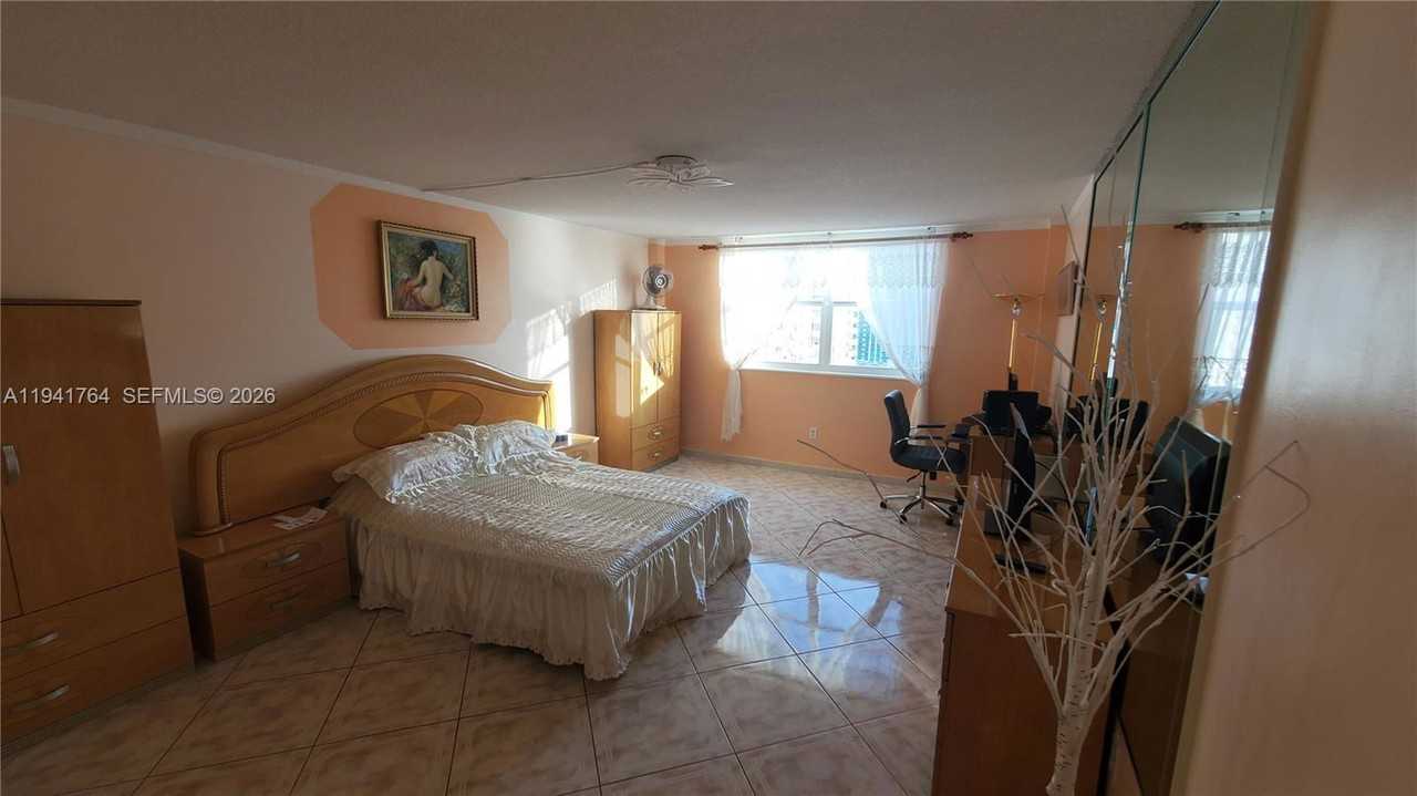 1833 S Ocean Dr #1506 - Photo 7 of 8