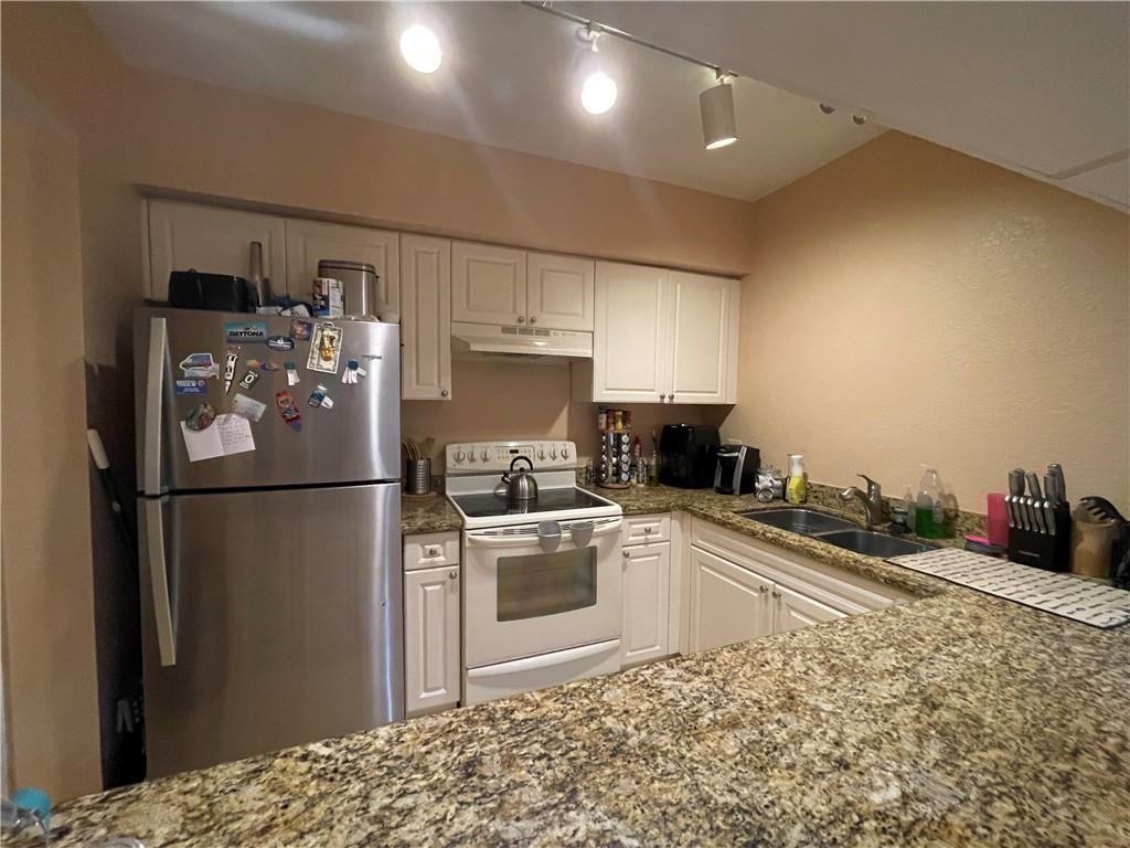 6942 W Sample Rd #6942 - Photo 7 of 8