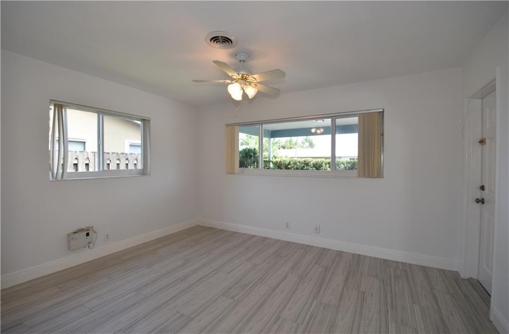 1711 Ne 60th St - Photo 3 of 8