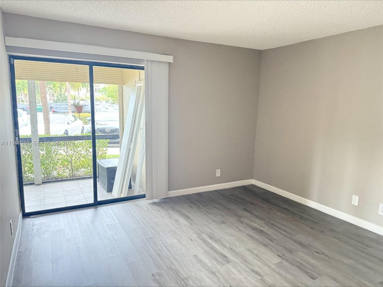 2312 S Cypress Bend Dr #120 - Photo 6 of 8