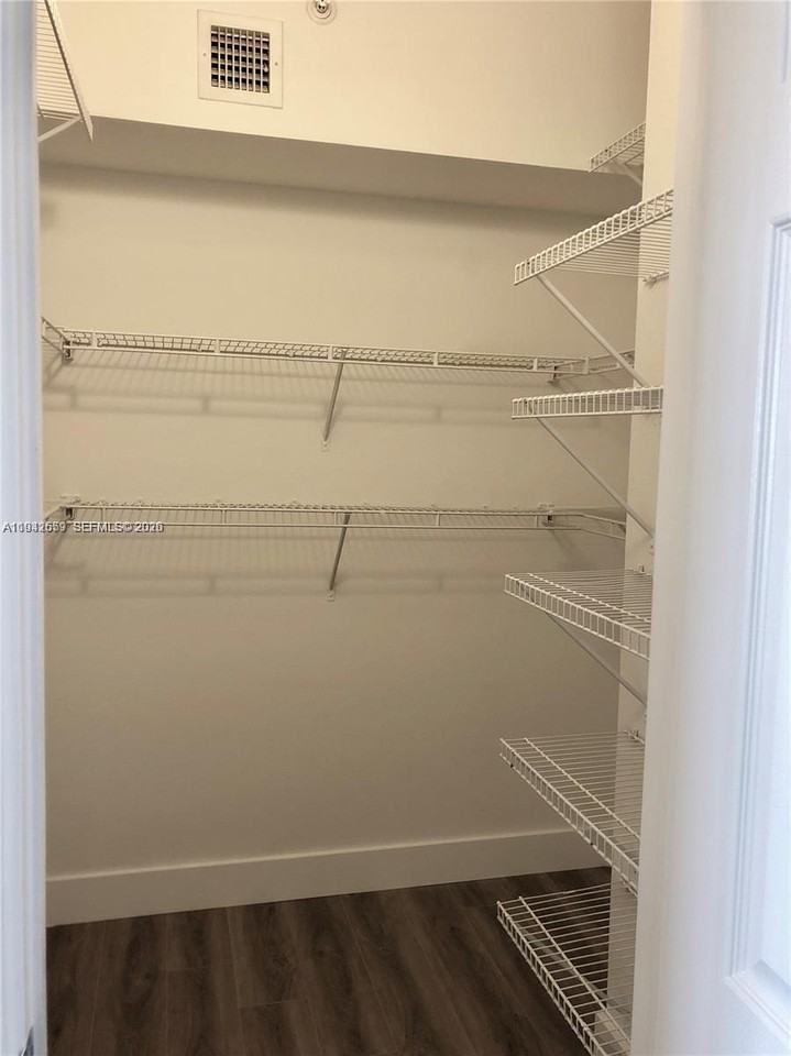 230 Sw 117th Ter #11206 - Photo 5 of 8