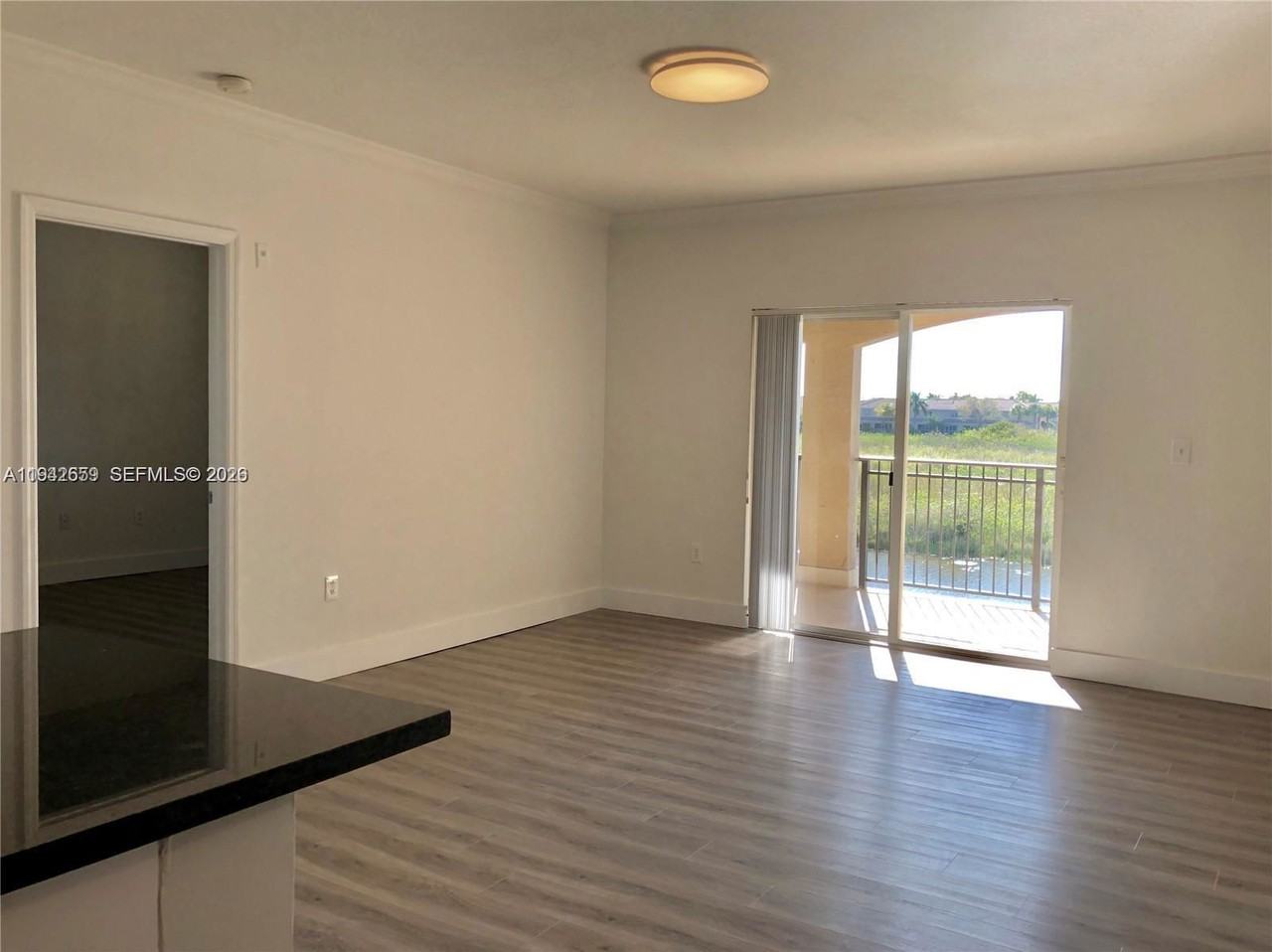 230 Sw 117th Ter #11206 - Photo 7 of 8