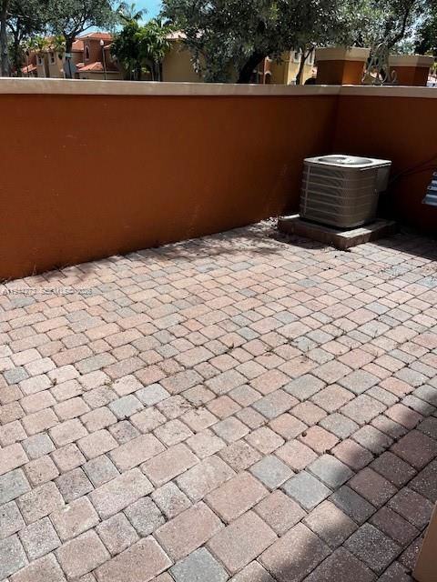 2308 Anchor Ct #2703 - Photo 2 of 8