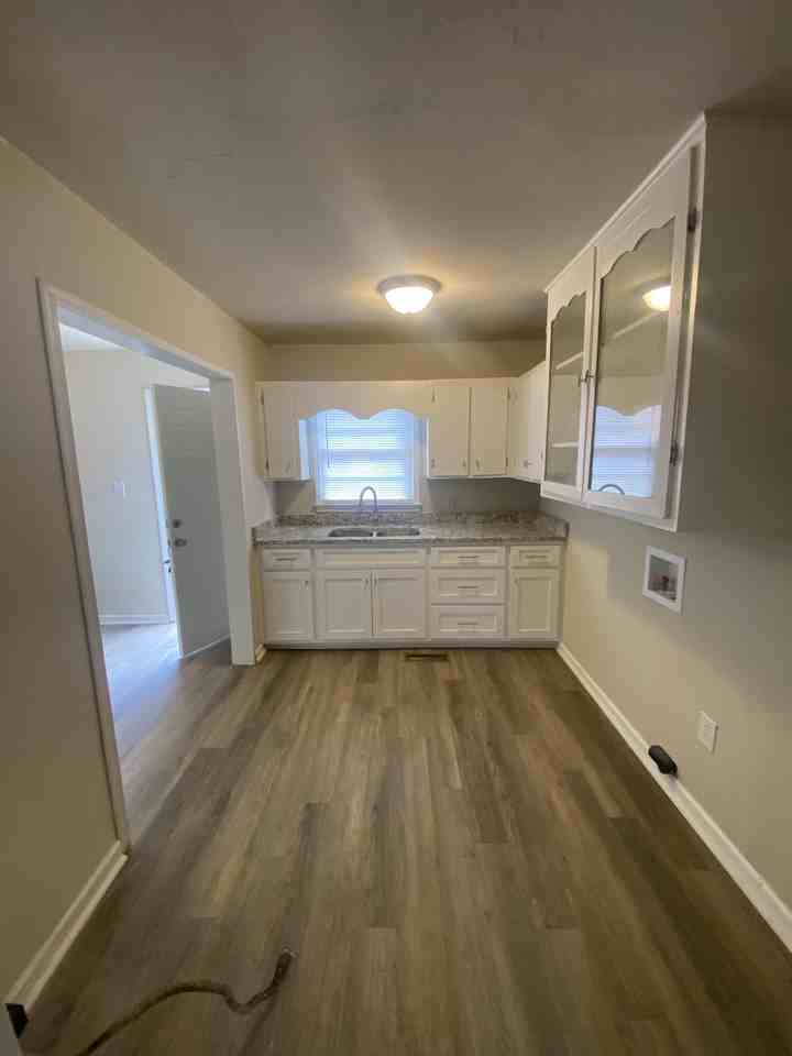 3543 Plymouth Dr #1 - Photo 5 of 12