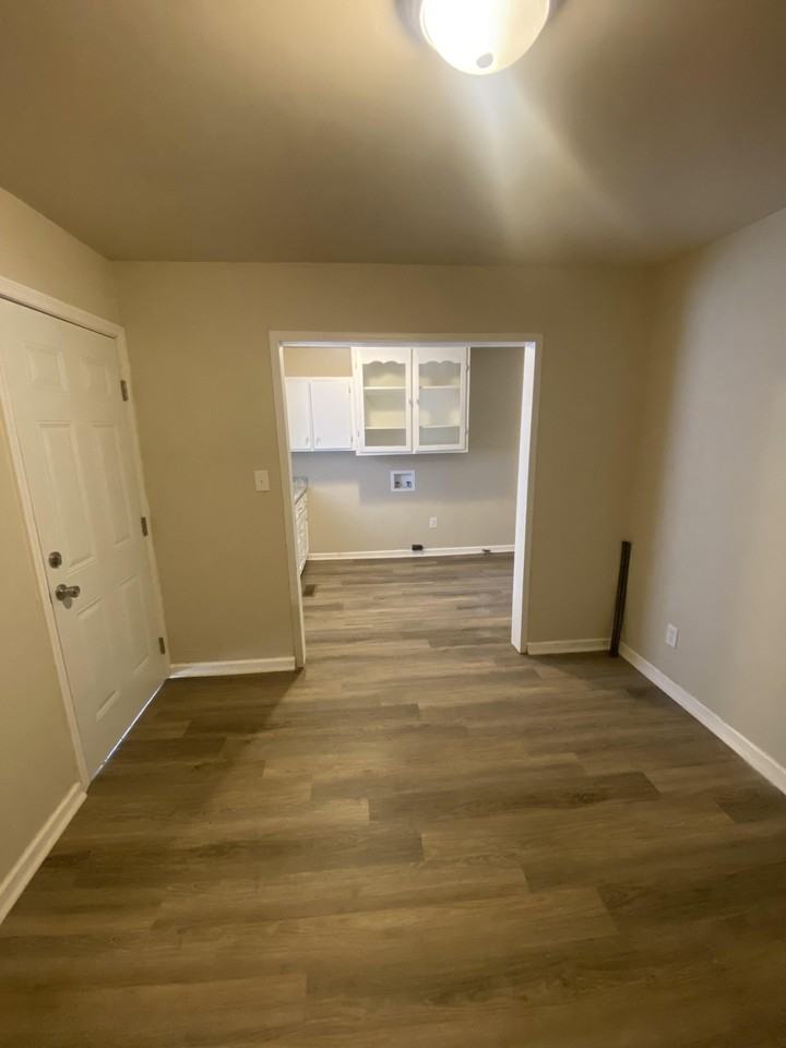 3543 Plymouth Dr #1 - Photo 6 of 12