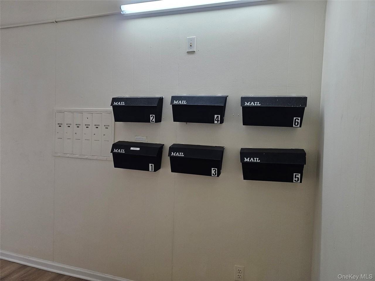 2A Somerset Avenue unit: Apartment #4 #4 - Photo 7 of 18