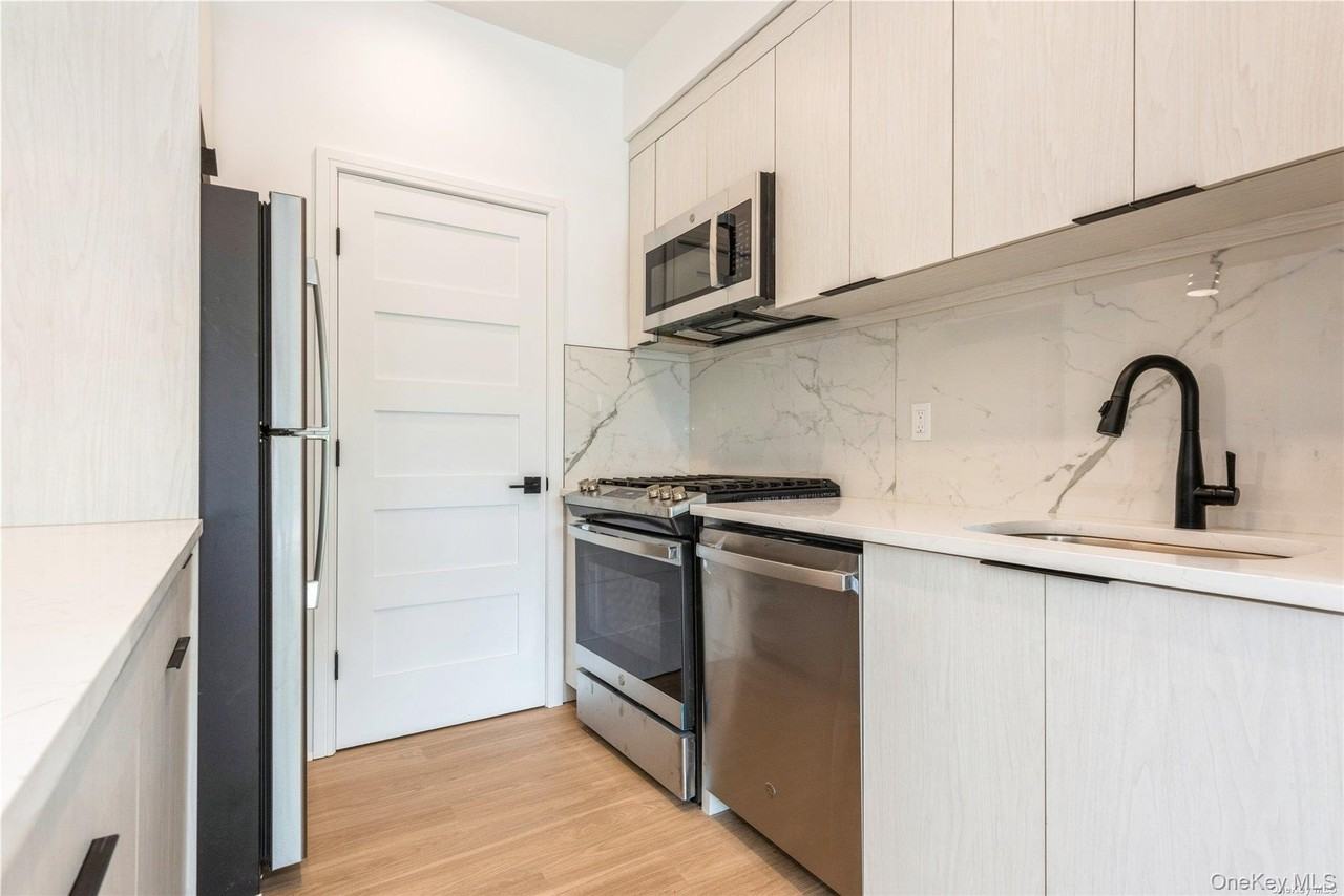 418 Atlantic Ave Unit 208 #208 - Photo 5 of 20