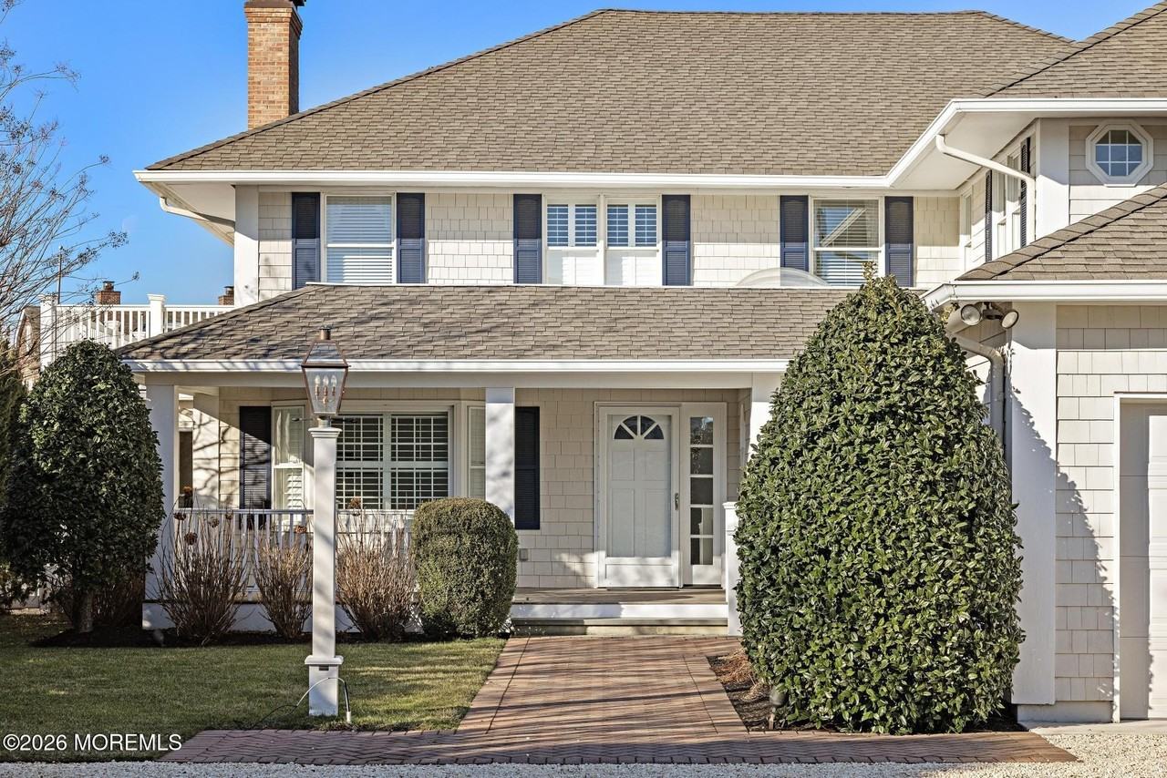 954 Barnegat Ln - Photo 6 of 50