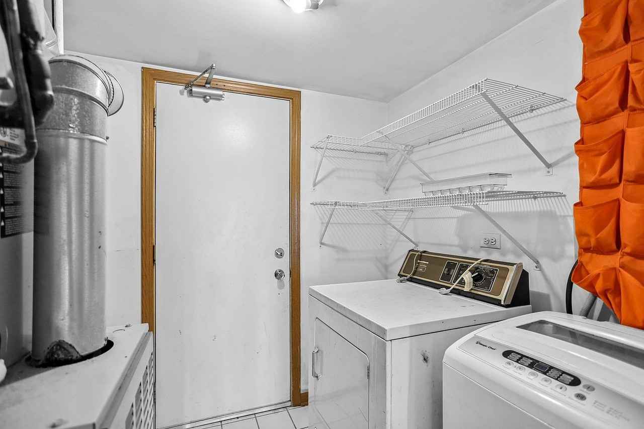 16410 Brementowne Rd - Photo 6 of 18