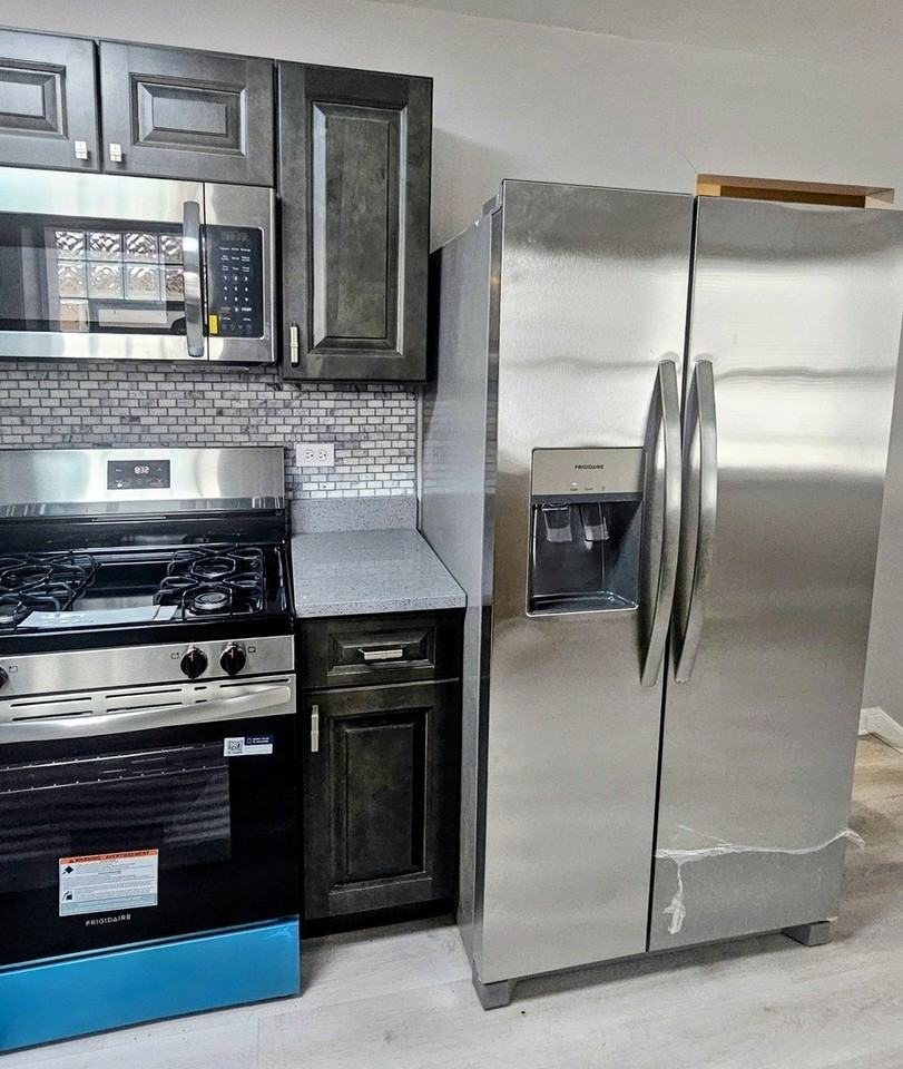 16674 Thornton Ave - Photo 4 of 18