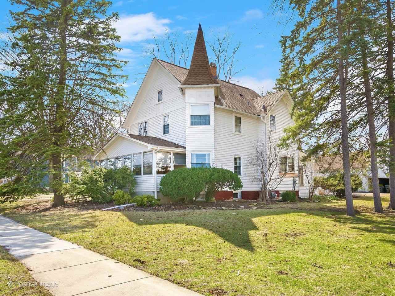 122 S Prospect St - Photo 2 of 30