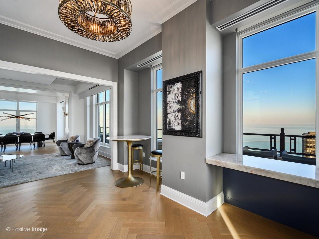 451 E Grand Ave Apt 6012 #6012 - Photo 7 of 36