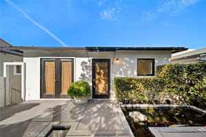 featured image of 435 Dahlia Ave